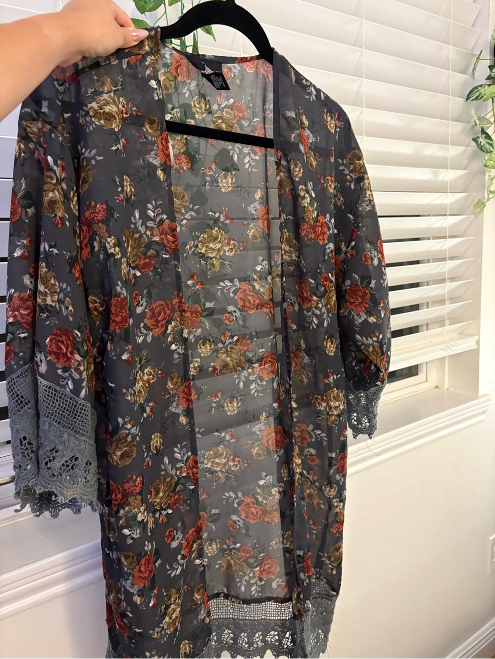 Angie Sheer Floral Kimono Robe in Charcoal with Rust & Cream Roses